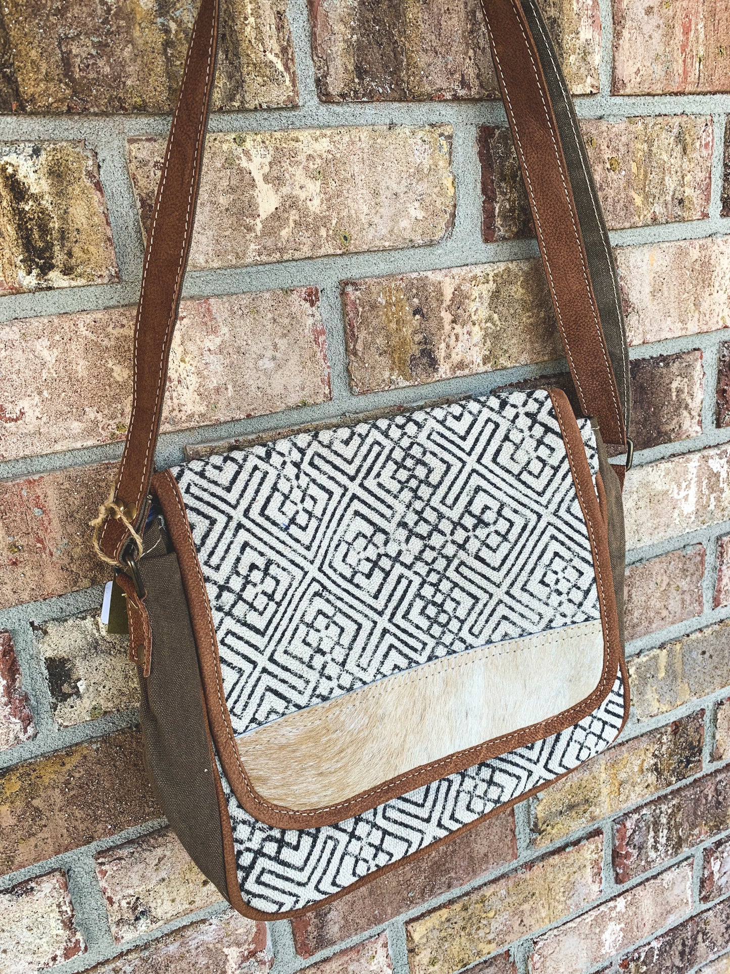 Recycled Rug With Cowhide Crossbody